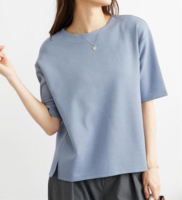 BELLUNA（ベルーナ）の「とろりん触感！ゆったりプルオーバー（カットソー）」｜詳細画像