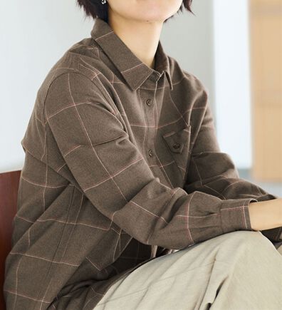 BELLUNA（ベルーナ）の「《ＨｕｇＲｅａｍコットン》ポケットシャツ（シャツ）」