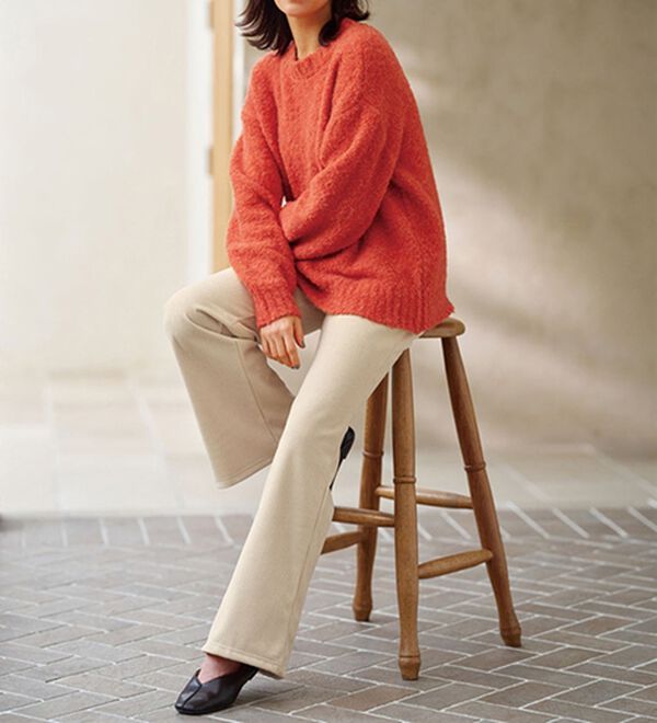 BELLUNA（ベルーナ）の「シュッと体型カバー！縦リブ素材裏ベロアフレアーパンツ（フルレングスパンツ）」｜詳細画像