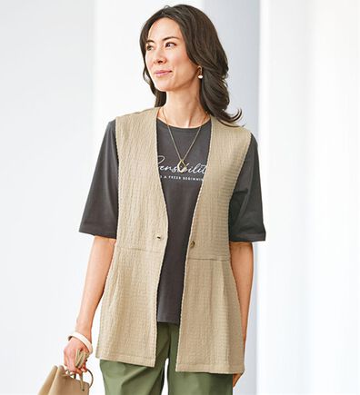 BELLUNA（ベルーナ）の「ジャカード素材ベストアンサンブル（アンサンブル）」