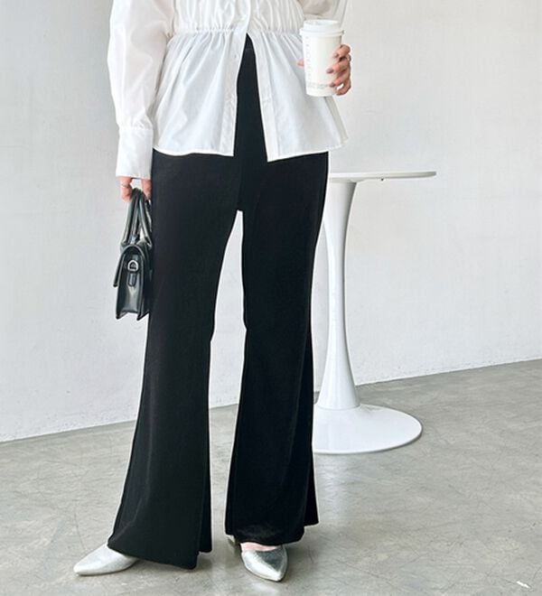 GeeRA（ジーラ）の「ベロアフレアパンツ（フルレングスパンツ）」｜詳細画像