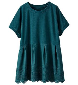 BELLUNA（ベルーナ）の「裾刺しゅうデザインプルオーバー（カットソー）」｜ターコイズ