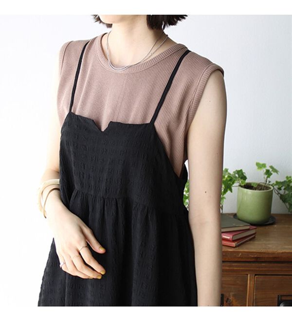 GeeRA（ジーラ）の「スナップボタンワッフルクロップドトップス（カットソー）」｜詳細画像