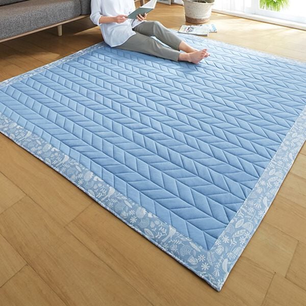 「綿１００％さらさら除湿キルトラグ（カーペット）」｜ブルー