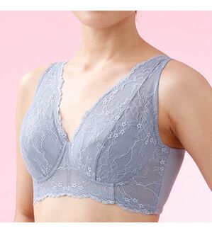 LAVIENNE（ラヴィエンヌ）の「すっぽり包む吊り上げブラ（ブラジャー）」｜詳細画像