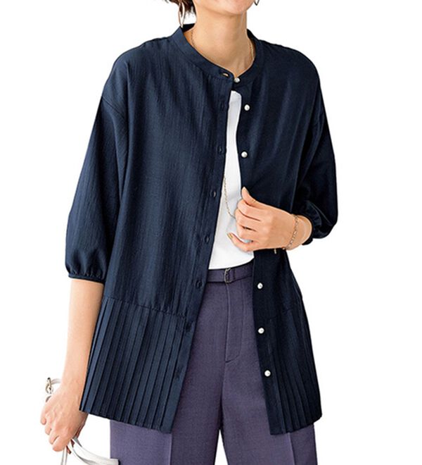 BELLUNA（ベルーナ）の「裾プリーツ切替パールボタンブラウス（ブラウス）」｜ネイビー