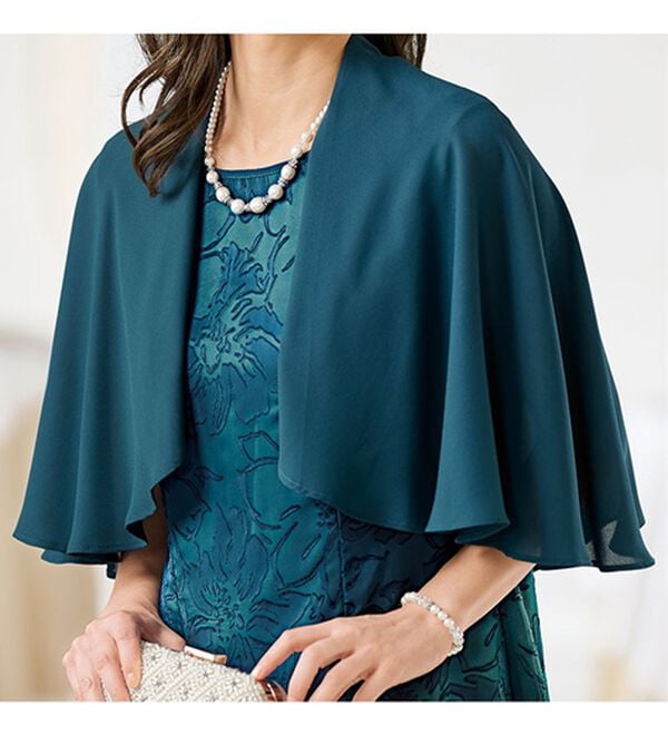 BELLUNA（ベルーナ）の「花柄オパール素材ケープ付ワンピース（プリントワンピース）」｜詳細画像