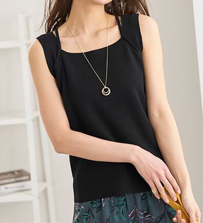 BELLUNA（ベルーナ）の「涼やかニット素材サマ見えタンクトップ（タンクトップ・キャミソール）」