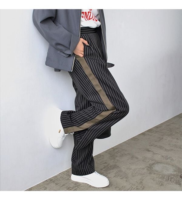 GeeRA（ジーラ）の「サイドライン裾スリットパンツ（フルレングスパンツ）」｜詳細画像