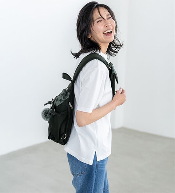 BELLUNA（ベルーナ）の「気がきく小回り優秀ボディバッグ（リュック）」｜詳細画像