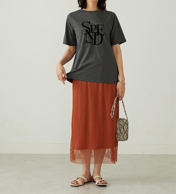 BELLUNA（ベルーナ）の「フロッキープリントロゴプルオーバー（カットソー）」｜詳細画像