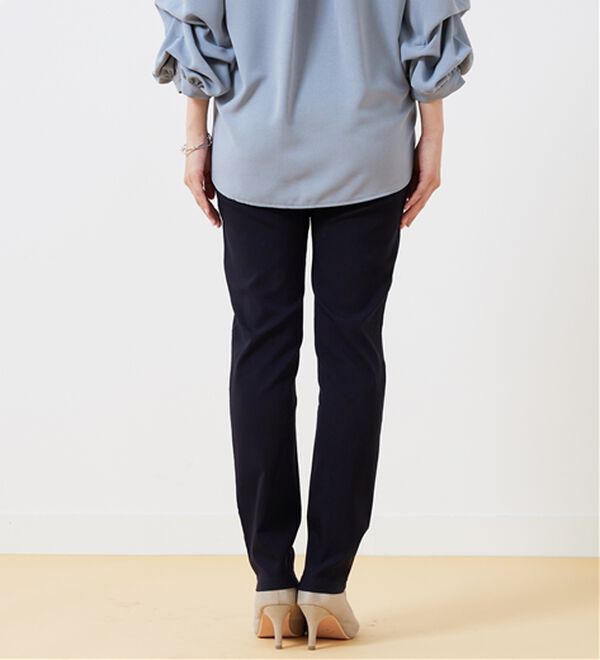 BELLUNA（ベルーナ）の「チノ見えストレッチ素材スリムパンツ（フルレングスパンツ）」｜詳細画像