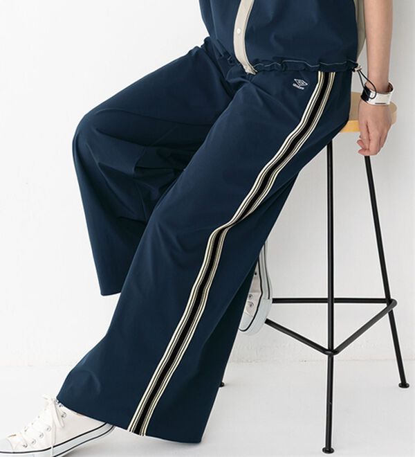 BELLUNA（ベルーナ）の「【ＵＭＢＲＯ】ライン使いナイロンワイドパンツ（ワイドパンツ・ガウチョ）」｜ネイビー