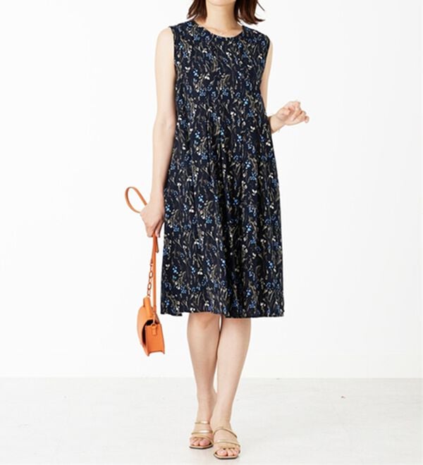 BELLUNA（ベルーナ）の「レーヨン素材ノースリーブワンピース（その他ワンピース）」｜詳細画像