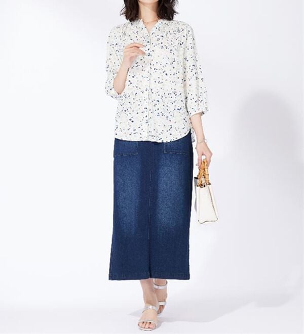 BELLUNA（ベルーナ）の「レーヨン素材ギャザー使いプリントブラウス（ブラウス）」｜詳細画像