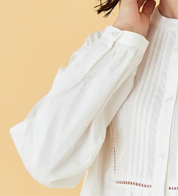 BELLUNA（ベルーナ）の「レース&times;ピンタック使いシャツチュニック（チュニック）」｜詳細画像