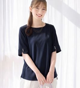 alotta（アロッタ）の「【選べる袖丈】柔らか綿混素材パール調ボタンＴシャツ（カットソー）」