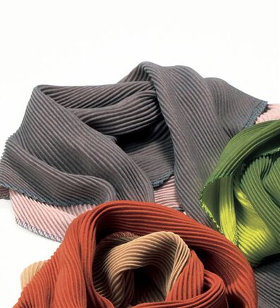 ルフラン（ルフラン）の「プリーツリバーストール（ストール・スカーフ・マフラー）」