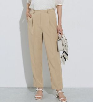 Pierrot（ピエロ）の「【選べる丈】高見えゆるテーパードパンツ（フルレングスパンツ）」｜ベージュ