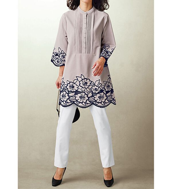 BELLUNA（ベルーナ）の「配色カットワーク刺しゅう使いチュニック（チュニック）」｜詳細画像