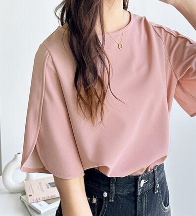 GeeRA（ジーラ）の「スリット入りフレアースリーブＴブラウス（ブラウス）」