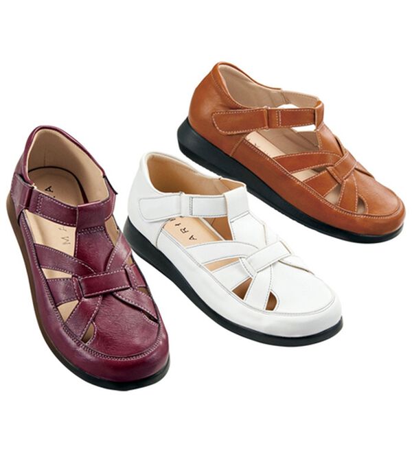 BELLUNA（ベルーナ）の「面ファスナーで脱ぎ履き楽グルカ風シューズ（フラットシューズ）」｜詳細画像