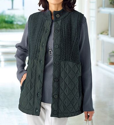 BELLUNA（ベルーナ）の「編地変化ニット切替中わたベスト（中わたコート・ベスト）」