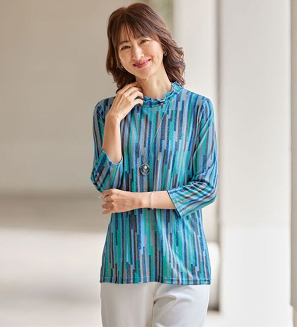 BELLUNA（ベルーナ）の「楊柳素材プリントハイネックプルオーバー（カットソー）」｜詳細画像