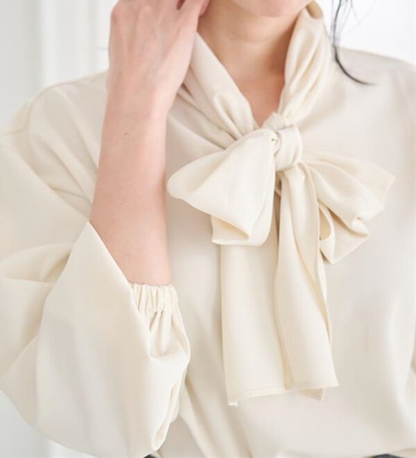 RANAN（ラナン）の「とろみボウタイブラウス（ブラウス）」｜詳細画像