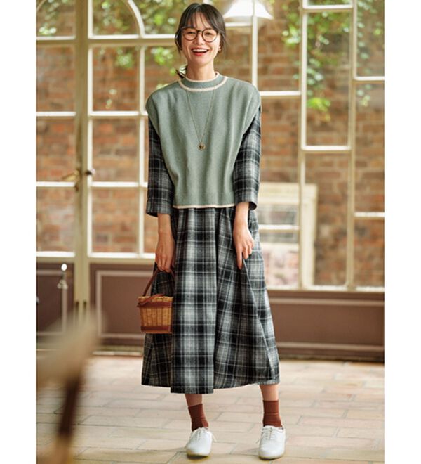 BELLUNA（ベルーナ）の「ゆったりギャザーポケット付ワンピース（その他ワンピース）」｜詳細画像