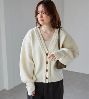 RANAN（ラナン）の「フロントレイヤードＶカーディガン（ニットカーディガン）」｜ホワイト