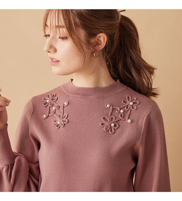 alotta（アロッタ）の「フラワーモチーフパフ袖ニット（ニット・セーター）」｜詳細画像