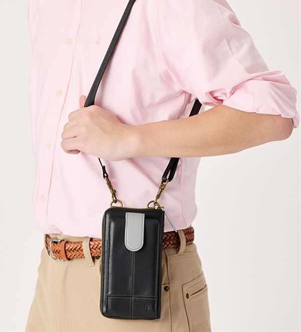 「＜ハッシュパピー＞大人のスマホ＆ウォレットポーチ（メンズショルダーバッグ）」｜詳細画像