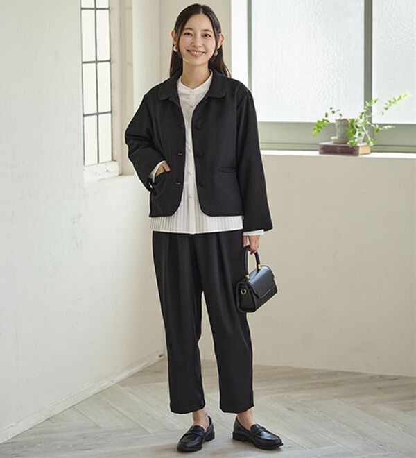 BELLUNA（ベルーナ）の「ドビー素材タックデザインゆったりテーパードパンツ（テーパードパンツ）」｜詳細画像