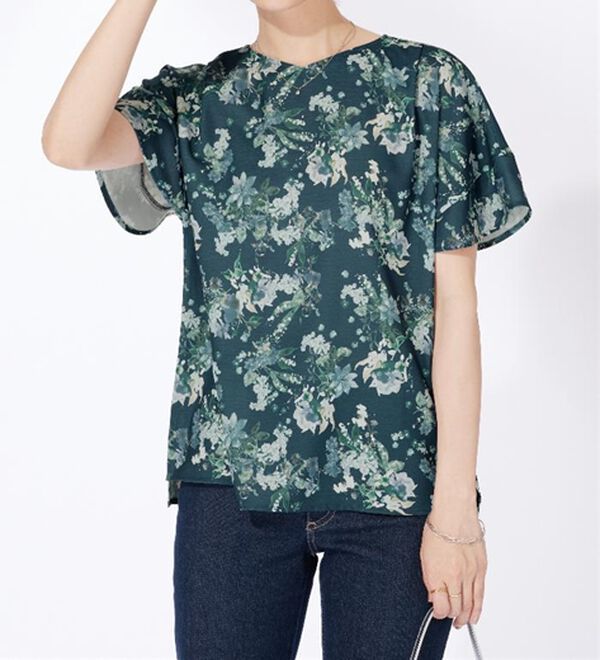 BELLUNA（ベルーナ）の「〈日比谷花壇〉袖フリルデザインブラウス（ブラウス）」｜ネイビー系