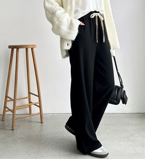 GeeRA（ジーラ）の「ふわふわあったか！裏起毛リブワイドパンツ（フルレングスパンツ）」｜ブラック