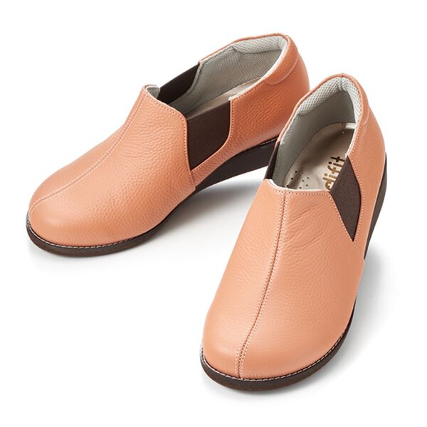 ルフラン（ルフラン）の「＜メディフィット＞５Ｅゆったりサイドゴアスリッポン（スリッポン）」｜ピンクベージュ