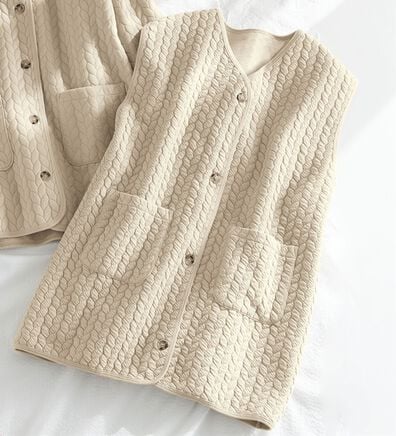 LAVIENNE（ラヴィエンヌ）の「キルティングベスト（パジャマ・ルームウェア）」