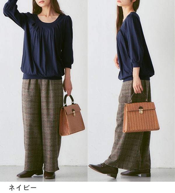 Viola e Viola（ヴィオラ エ ヴィオラ）の「【Ｍ～５Ｌ】綿１００％ふんわり胸元タックカットソー（カットソー）」｜詳細画像