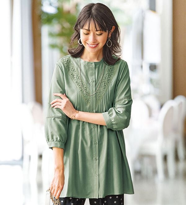 BELLUNA（ベルーナ）の「花柄レースピンタックシャツチュニック（チュニック）」｜ミント