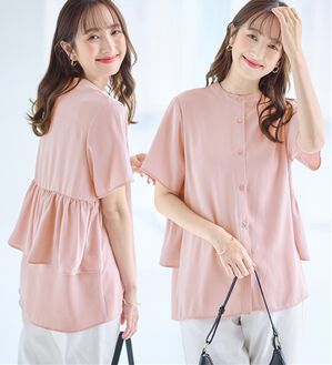 alotta（アロッタ）の「【接触冷感】バンドカラー後ろフリルデザインブラウス（ブラウス）」｜ピンク