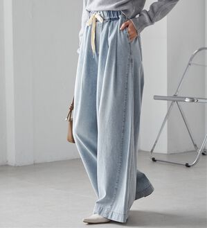 RANAN（ラナン）の「2タックワイドイージーデニムパンツ（フルレングスパンツ）」｜ライトブルー