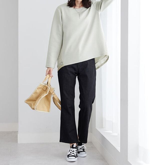 BELLUNA（ベルーナ）の「【Ｌａｇｒｉｌｕａ】バックレース使い上品見えプルオーバー（カットソー）」｜詳細画像