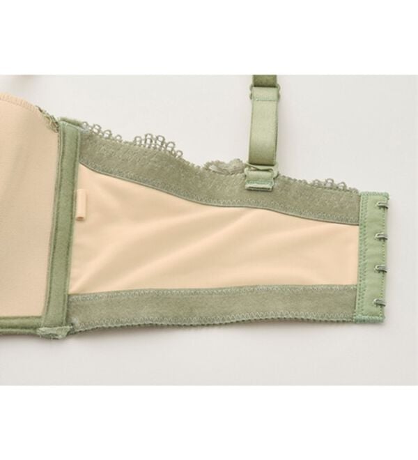 YU'NOW（ユナウ）の「ずれにくい！上盛り谷間のストラップレスブラ（ノンワイヤーブラ）」｜詳細画像