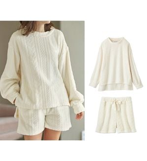 YU'NOW（ユナウ）の「【上下２点セット】ケーブル風フリースルームウェア＆ショートパンツセット（パジャマ・ルームウェア）」｜アイボリー