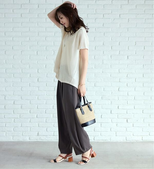 BELLUNA（ベルーナ）の「楊柳素材ドルマンプルオーバー（カットソー）」｜詳細画像