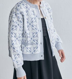 RANAN（ラナン）の「花柄モールジャカードカーデ（ニットカーディガン）」｜ブルーグレー系