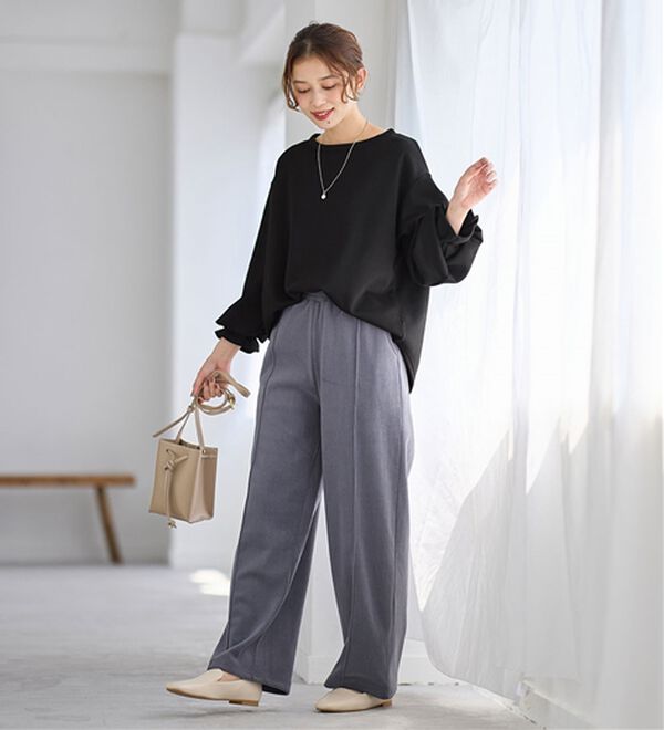 Viola e Viola（ヴィオラ エ ヴィオラ）の「裏ファー袖タックプルオーバー（カットソー）」｜詳細画像