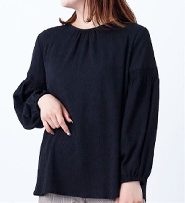 BELLUNA（ベルーナ）の「楊柳袖シャーリングブラウス（ブラウス）」｜詳細画像