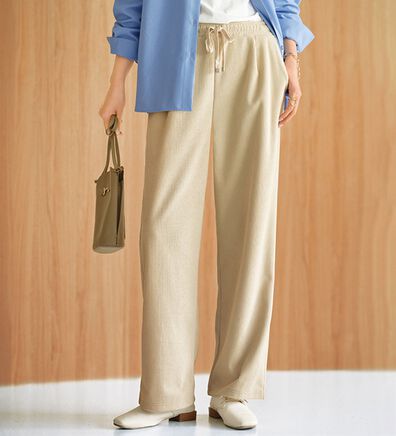 BELLUNA（ベルーナ）の「なめらかコーデュロイワイドパンツ（ワイドパンツ・ガウチョ）」